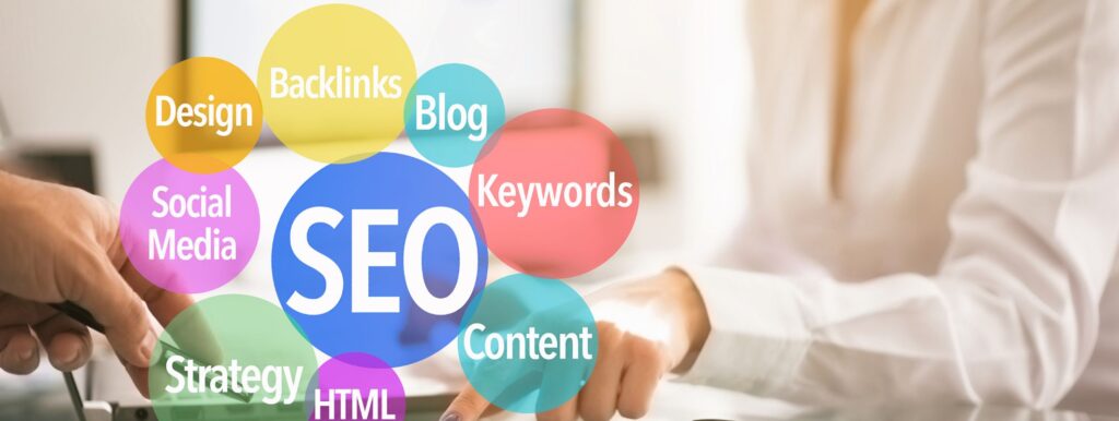 SEO-overzicht met gekleurde cirkels en mensen die overleggen op de achtergrond | VB Webdesign